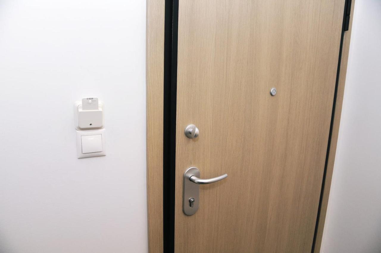 Freatida Apartment Пірей Екстер'єр фото