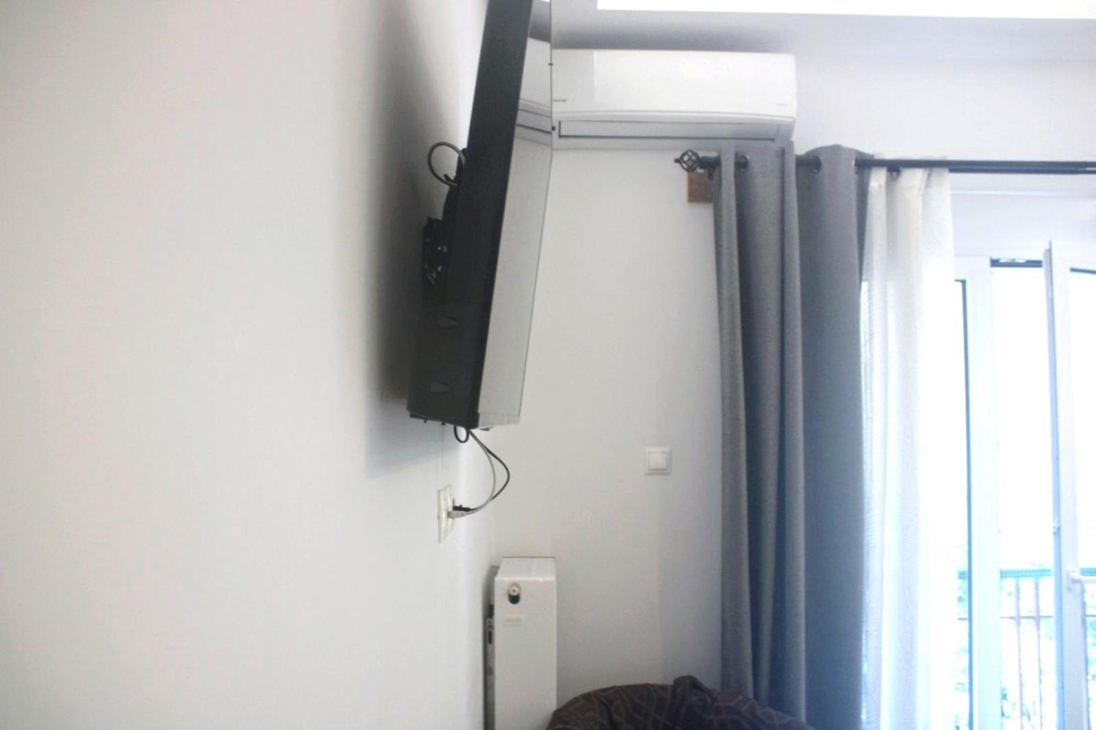 Freatida Apartment Пірей Екстер'єр фото