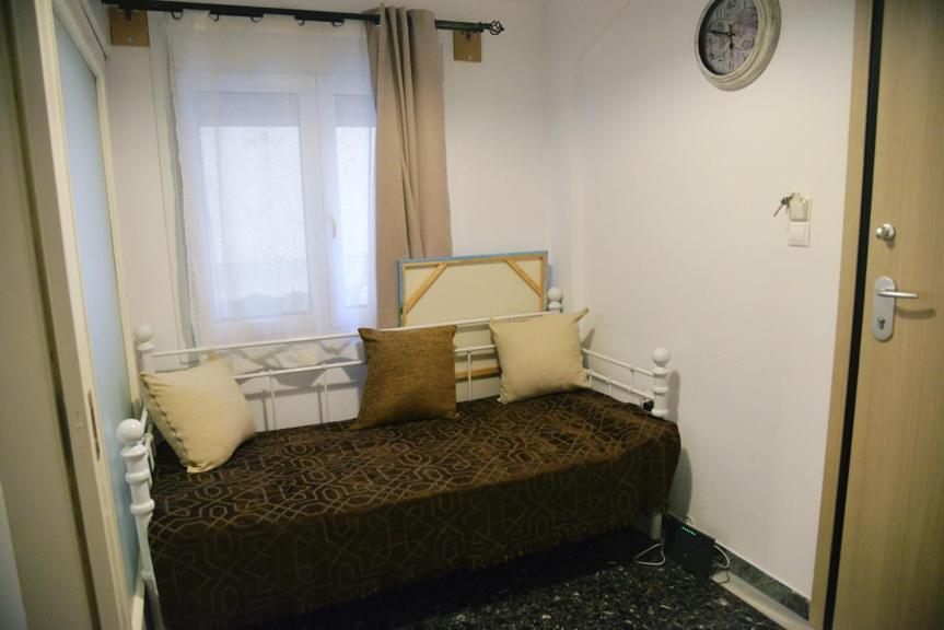 Freatida Apartment Пірей Екстер'єр фото