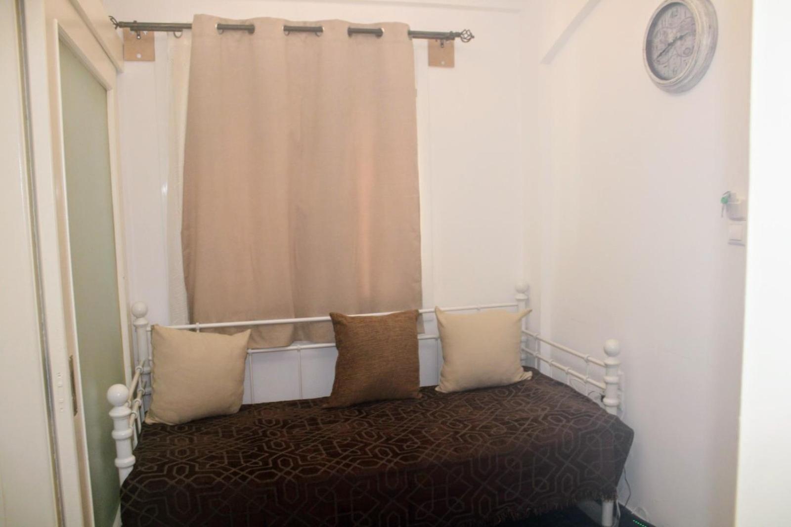 Freatida Apartment Пірей Екстер'єр фото